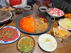 -萍姐火锅·公路夜市(武汉首店)