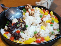 五彩洋芋焖饭-云海肴·汽锅鸡·云南菜(苏州中心店)