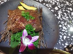 -黑牛の場烤肉(摩天活力城店)