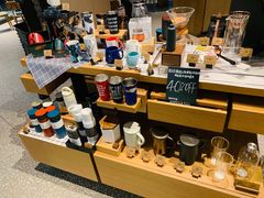 零售区-星巴克臻选(上海合生汇1F店)