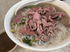 牛肉拼牛筋丸米粉-华威达牛庄(黄埔大道西店)