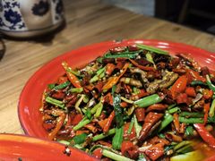 -先启半步颠小酒馆(常熟万达广场店)