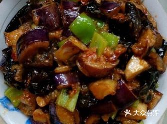 老年人的菜单一宫保茄子