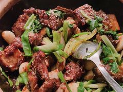 啫啫羊排-八府香鸭·啫啫煲(华山路店)