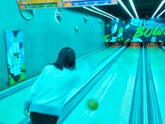 -世代星球·保龄球·镭战真人CS·团建(杨浦店)