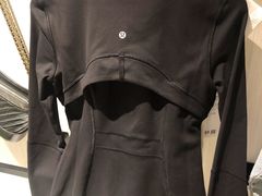 -lululemon(上海浦东IFC店)