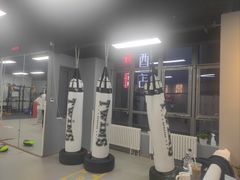 -拳力汇散打搏击泰拳俱乐部(绿地缤纷城店)
