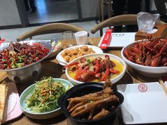 -叶派龙虾•招牌香辣蟹·海鲜(中海国际店)