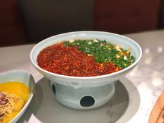 双拼脑花豆腐-乔阿马·江南味·驴肉香(龙湖华泾天街店)