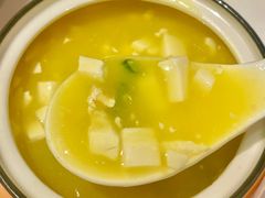 -阿瓦山寨·湘菜现炒·剁椒鱼头王(咸阳总店)