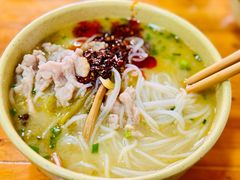 -老字号巴山酸菜米线(巴渝佳梦小区店)