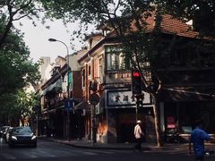 -古董花园(思南路42弄小区店)