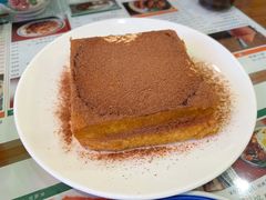 小龙凤漏奶华-小龍鳳餐室(番禺路店)