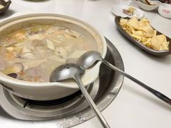 -土连锅·现熬养生汤锅(梁家巷店)
