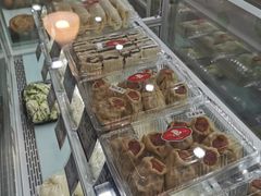 -白玉兰食品(中山公园龙之梦店)