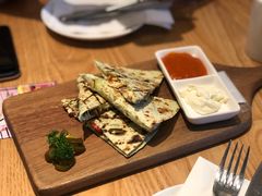 墨西哥风味鸡肉芝士烤饼-element(皇庭店)