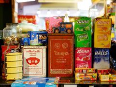 -席娜卡琳火车铁道夜市