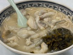 -明呈黄鱼面馆(斜土路店)