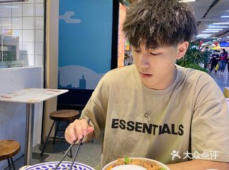 深圳探店｜最近超火又实惠的牛肉粉来啦