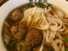 -矮子粉店1985·长沙米粉(湘春路店)