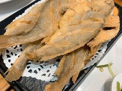 酥炸小黄鱼-海知道大连海鲜水饺(南山大冲店)