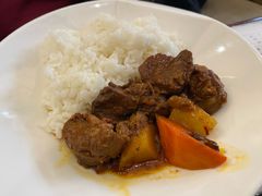 红烩牛肉饭-东海咖啡馆