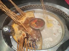 鸳鸯锅底-佰人王串串香火锅(洋珠巷店)