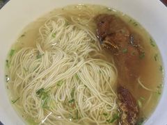 -百年老字号·观振兴蟹黄面·三虾面·苏式面(观前街富仁坊巷店)