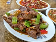 -歹歹的加个面过油肉拌面