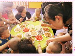 -兜莱·亲亲袋鼠国际早教