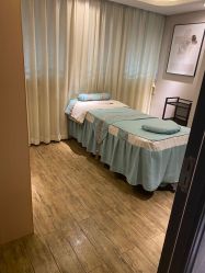 -PE SALON