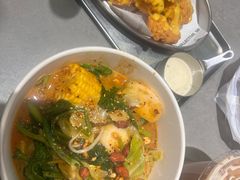 -W COLLECTIVE  DESSERT SHOP