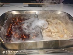 -九鼎轩脆毛肚火锅(南京东路店)