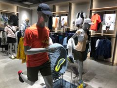 -SALOMON萨洛蒙(北京王府中环店)