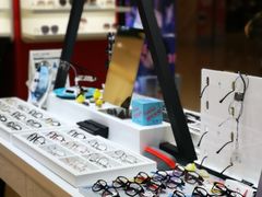 -沫芮眼镜·蔡司·依视路·尼康明月(环创店)