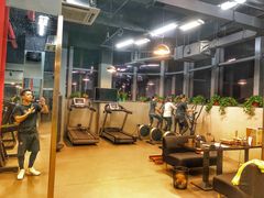 器械区-P.T HERO私人健身工作室(吾悦国际店)