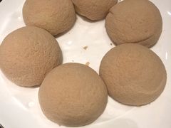 酥皮牛奶包-金玉满堂潮州酒楼(无限极荟购物广场店)