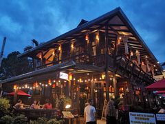 -Dash Teak House