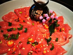 水上漂嫩牛肉-大隐·成都火锅Bistro(合生麒麟新天地店)