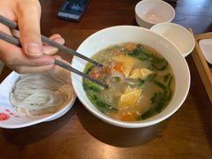 -建新园过桥米线(老街店)