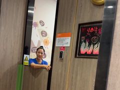 -海底捞火锅(高新万达广场店)