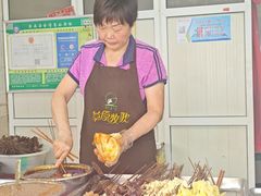 -老鼓楼麻辣烫夹馍