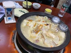 -菌之家·专业纯野生菌火锅·特色炒菌