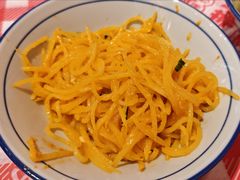蟹黄咸蛋土豆丝-荆九爷爆炒桥头三嫩(夫子庙店)
