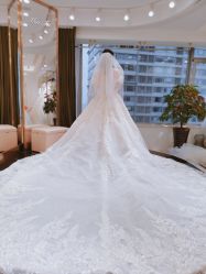 点击看大图 -拉瑞娜LaReine婚纱礼服高级定制