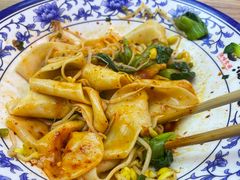 -陕味食族油泼面·小炒盖码面(双榆树店)