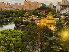 -包整·丝娃娃(甲秀楼景观店)