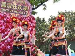 -七彩云南欢乐世界