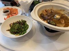 -鱼鲜饭香·招牌汽锅剁椒鱼头王