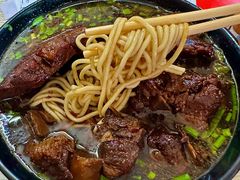 -小龙大肉面馆